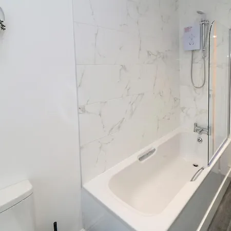 10 Walton Terrace * Guisborough